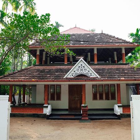 Mi Casa Tu Casa Apartment Kochi Luaran gambar