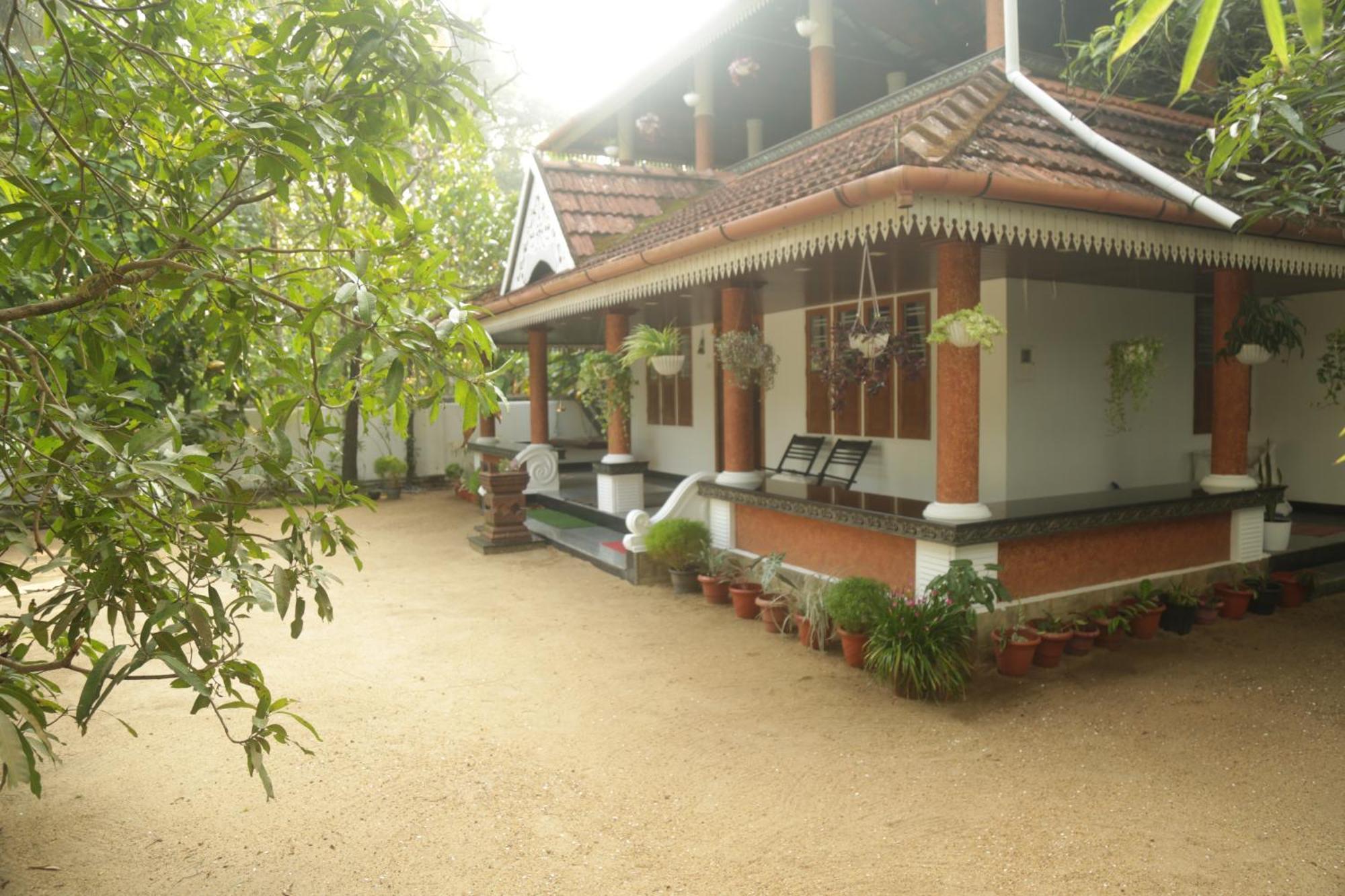 Mi Casa Tu Casa Apartment Kochi Luaran gambar
